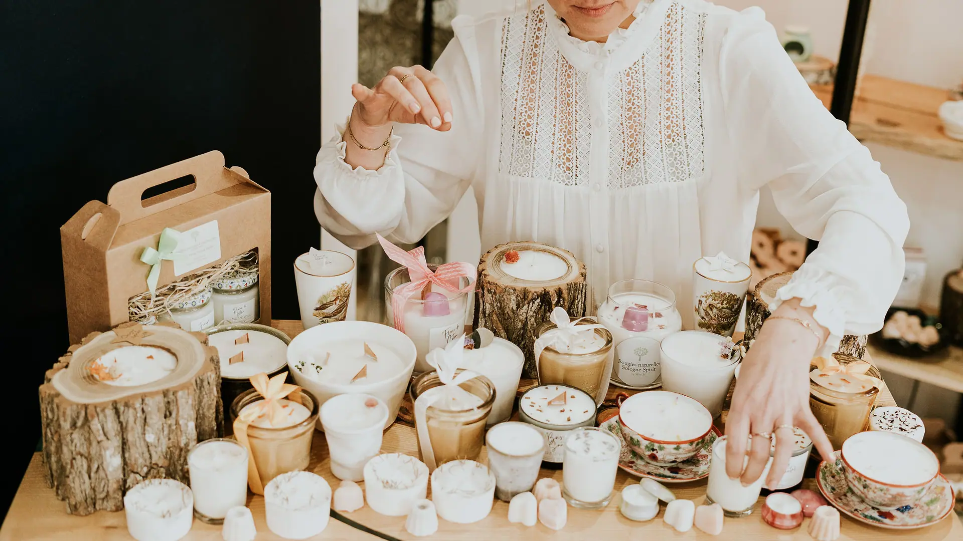 Margo à l’ouvrage dans l’atelier de Nançay